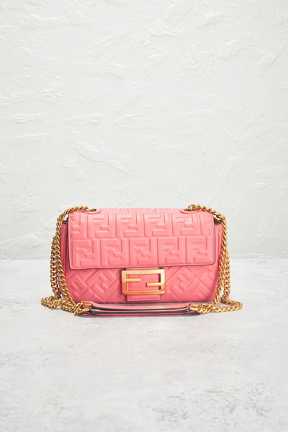 view 2 of 9 FENDI ショルダーバッグ in Pink