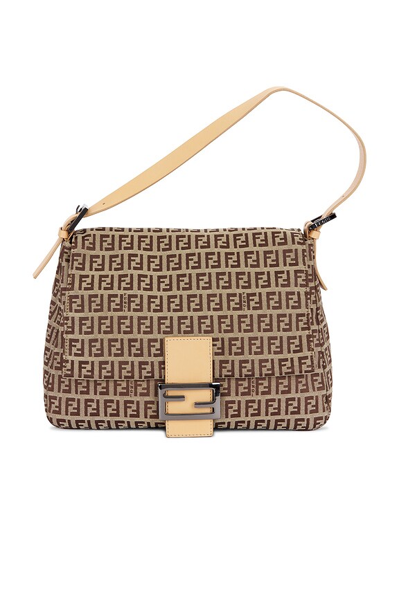 view 1 of 8 FENDI ショルダーバッグ in Beige