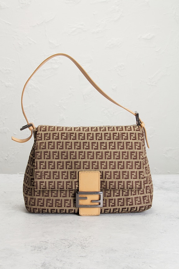 view 2 of 8 SAC PORTÉ ÉPAULE FENDI in Beige