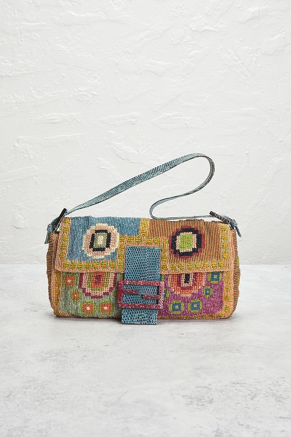 view 2 of 8 FENDI 숄더백 in Multi