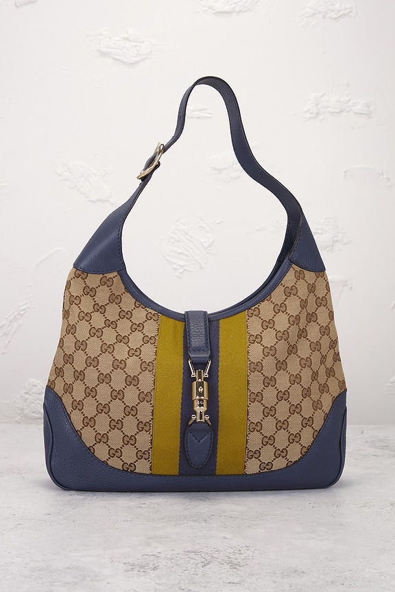 view 2 of 8 BOLSO GUCCI in Beige