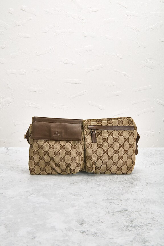 view 2 of 10 GUCCI ベルトバッグ in Beige