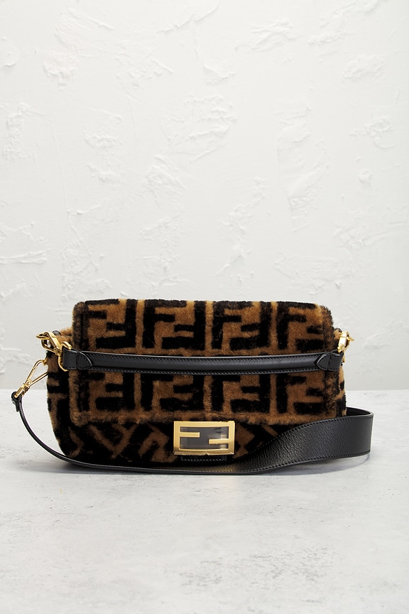 view 2 of 8 SAC PORTÉ ÉPAULE FENDI in Brown
