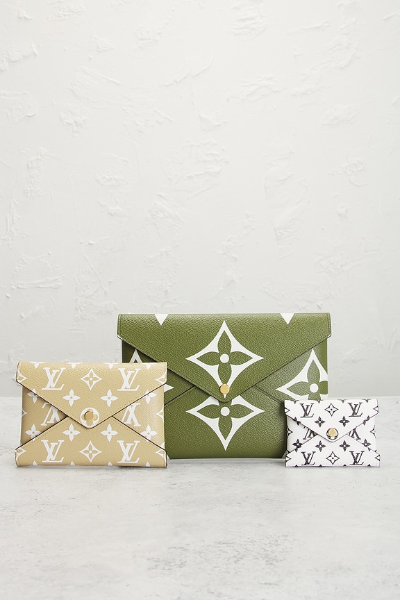 view 2 of 9 Louis Vuitton Monogram Giant Kirigami Pochette Set in Multicolor