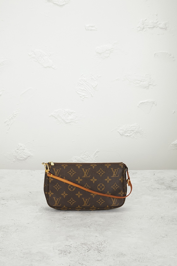 view 2 of 8 BOLSO LOUIS VUITTON in Brown