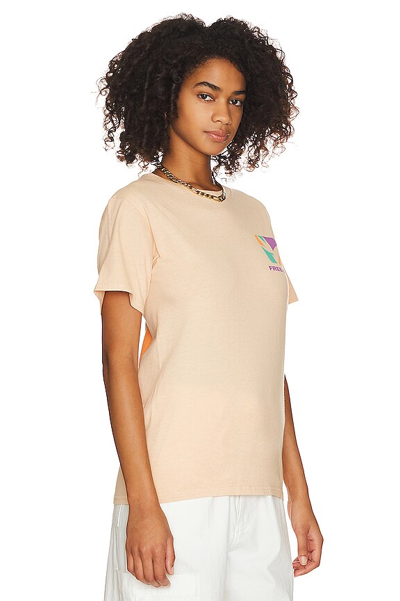 view 2 of 4 ФУТБОЛКА in Peach