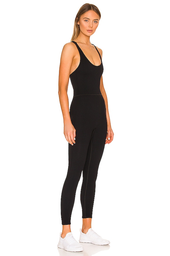 view 2 of 4 FP MOVEMENT FREE THROW 오버롤 in Black