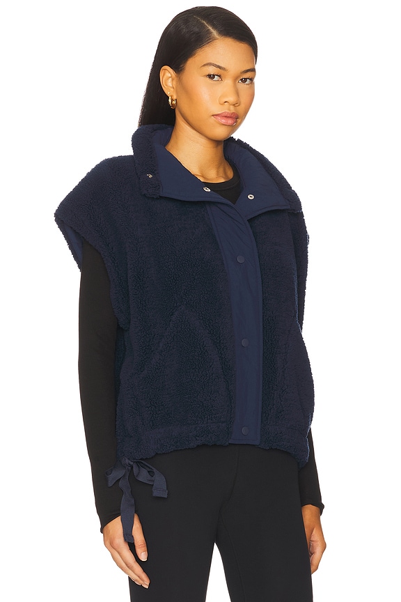 view 2 of 4 GILET SCOUT IT OUT in Navy