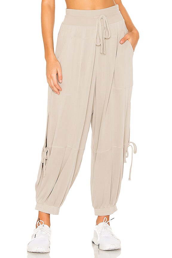 Free People Movement Goldie Pant in Mushroom | REVOLVE