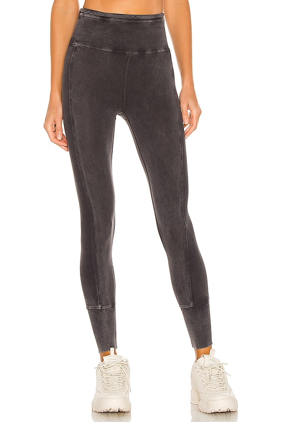 Free People X FP Movement Hot Shot Legging in Black | REVOLVE