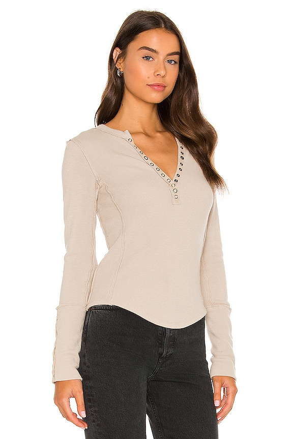 view 2 of 4 CAMISETA NAILED IT in Oatmeal