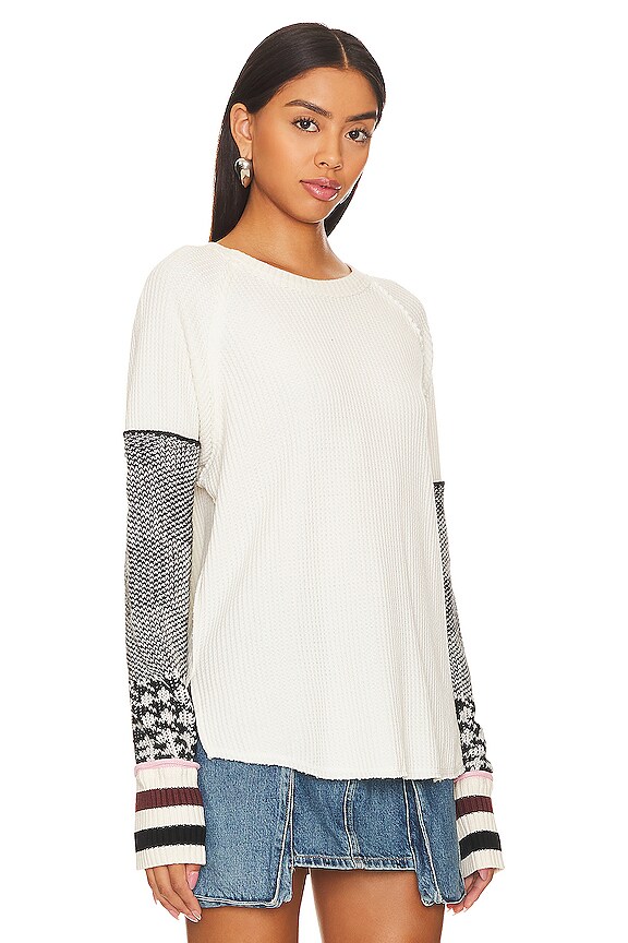 view 2 of 4 Mod About You Top in Ivory Combo