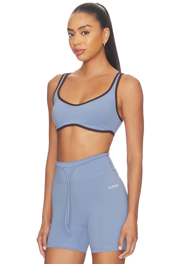 view 2 of 4 SOUTIEN-GORGE DE SPORT À BASE ARRONDIE  CURVED HEM SPORTS BRA in Glacier & Espresso