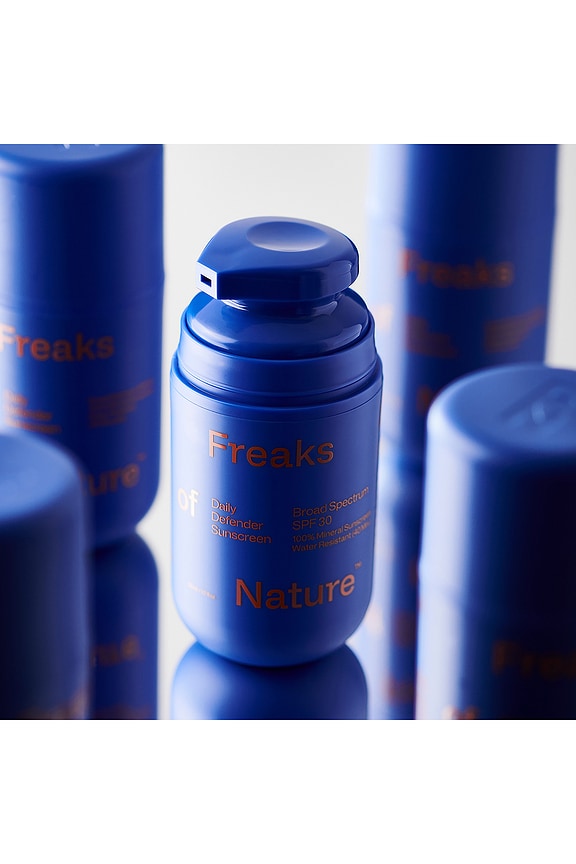 view 2 of 6 DAILY DEFENDER SPF30 데일리 디펜더 SPF30 in 