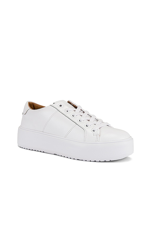 view 2 of 6 ZAPATILLA DEPORTIVA ROYALE LIGHT WEIGHT in White Leather
