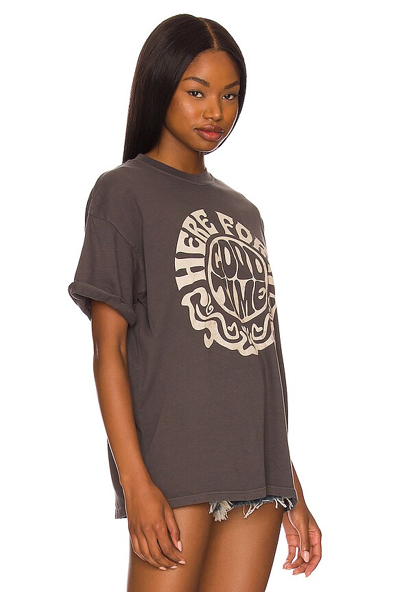 view 2 of 4 HERE FOR A GOOD TIME Tシャツ in Vintage Black
