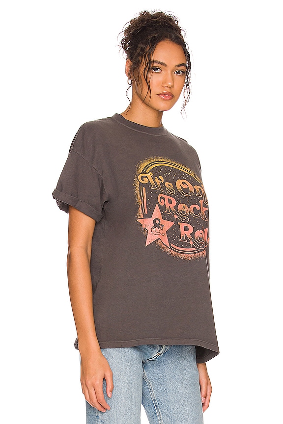 view 2 of 4 IT'S ONLY ROCK N ROLL Tシャツ in Vintage Black