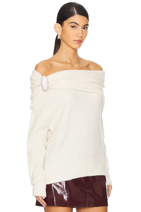 view 2 of 5 PULL in White