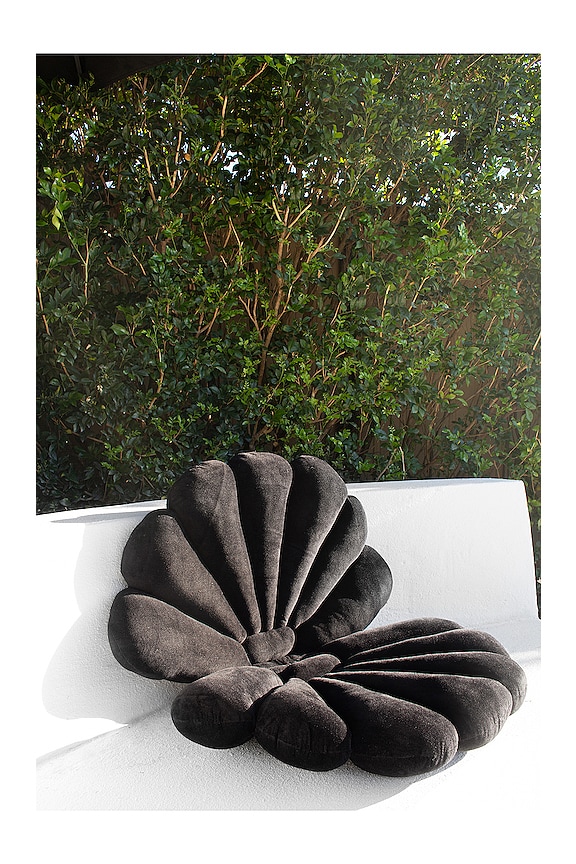 view 2 of 3 GARDEN GLORY SHELL CUSHION 쿠션 in Black
