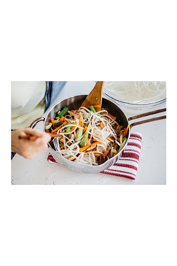 Great Jones Saucy Sauce Pan - Thumbnail 5