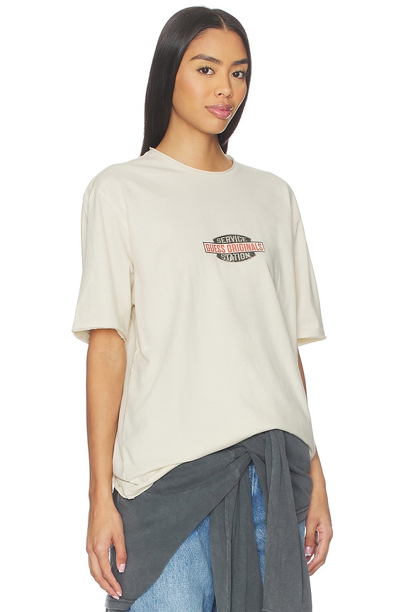 view 2 of 4 T-SHIRT SERVICE STATION in Sandy Shore