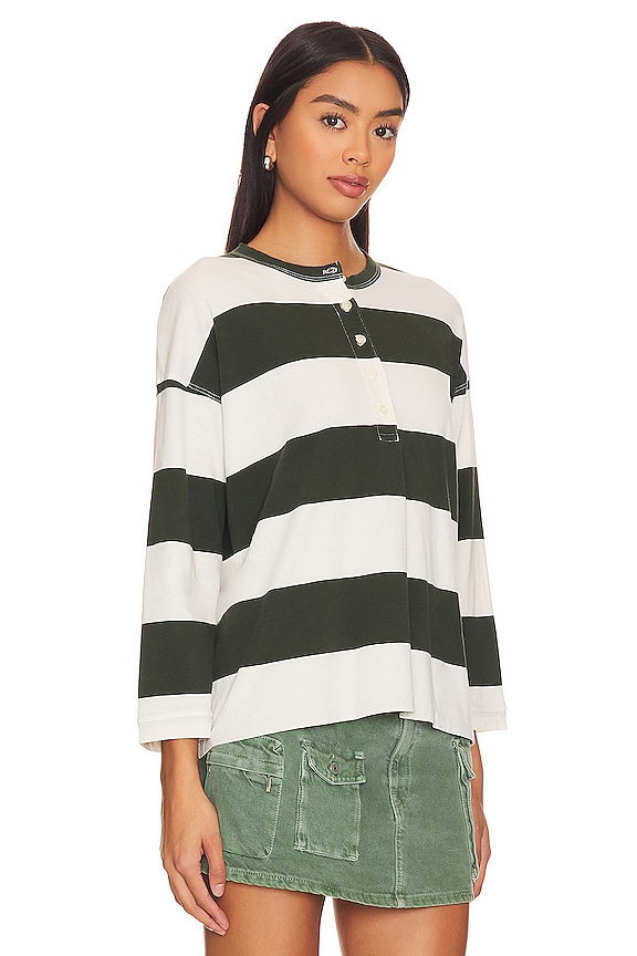 view 2 of 4 SHRUNKEN トップ in Dark Cypress Stripe