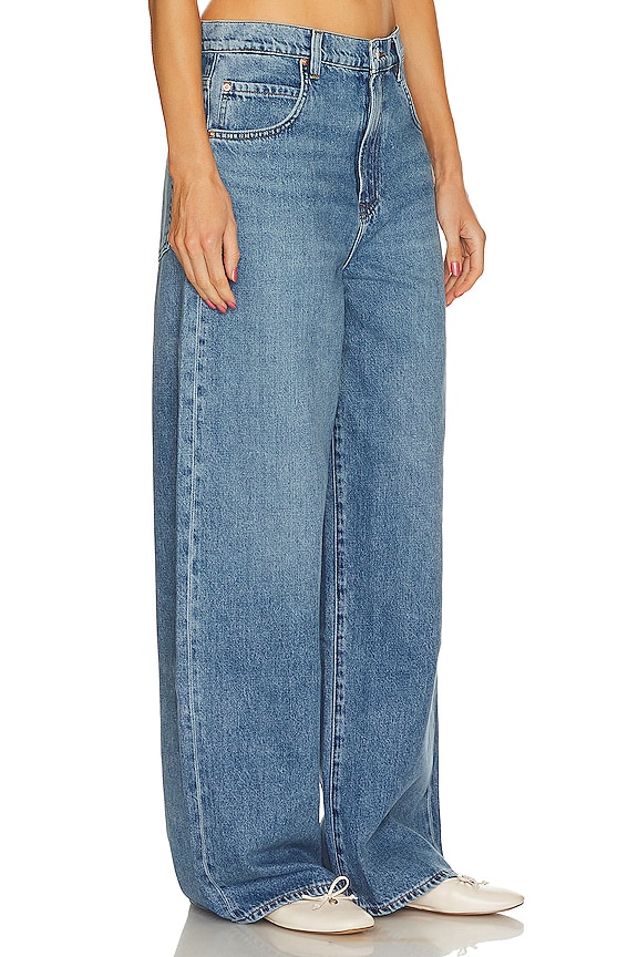 view 2 of 4 MIKA 데님 in Paley Park