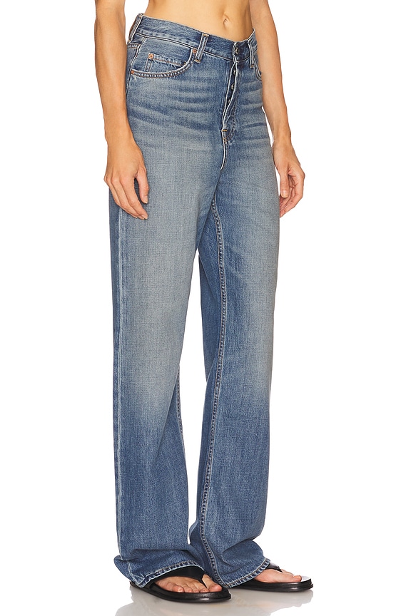 view 2 of 7 Elliot V Front in Vermont Ave