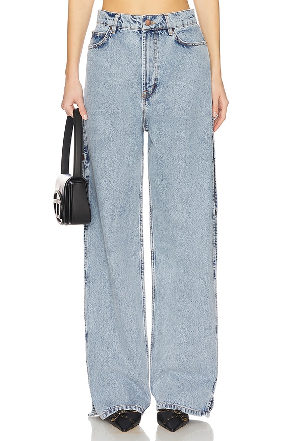 view 2 of 6 SATURDAY デニム in Light Blue Denim