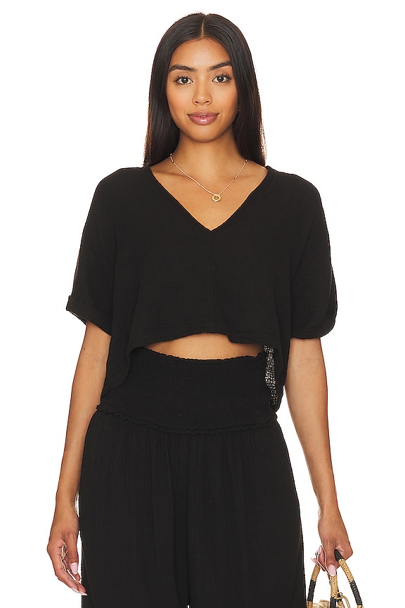 MONROW Gauze Vneck Top in Black REVOLVE