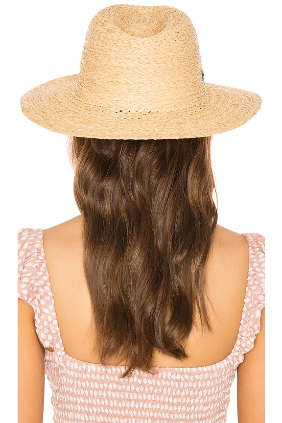 view 2 of 3 CHAPEAU in Escape