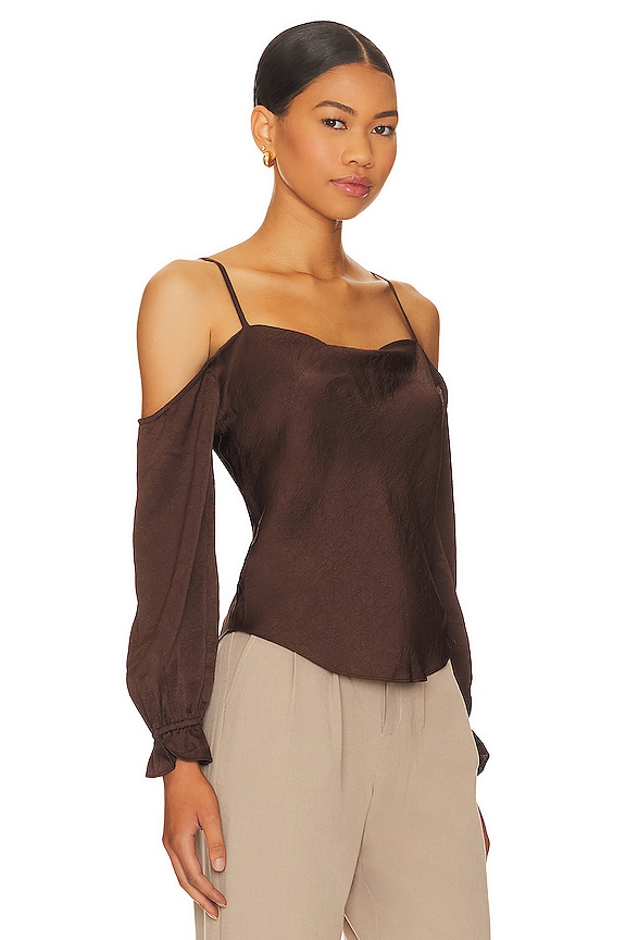 view 2 of 4 TOP CON HOMBROS DESCUBIERTOS PETUNIA in Coco