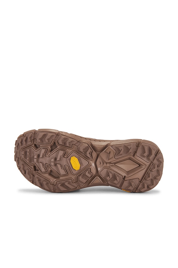 HOKA Mafate Speed 4 Lite Sneaker in Date Syrup & Date Sugar | REVOLVE