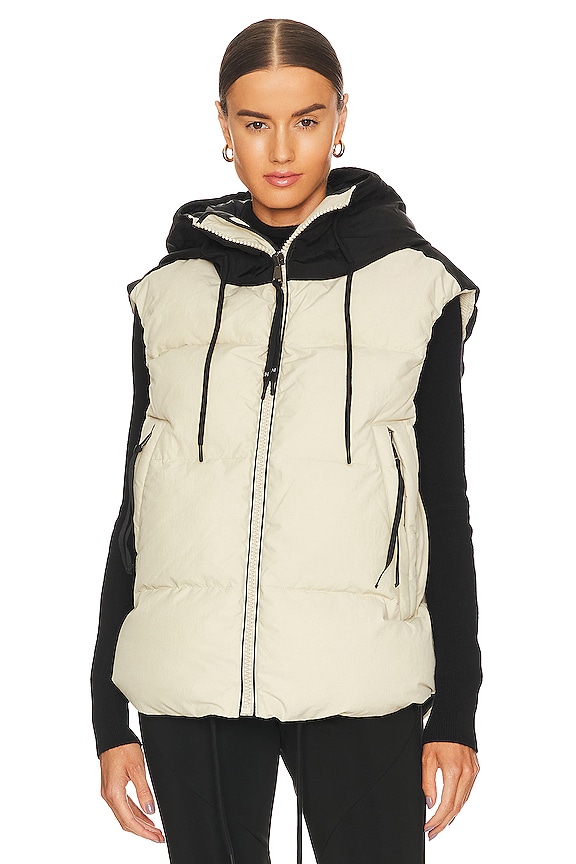 view 2 of 5 ЖИЛЕТ HOODED DOWN in Canvas