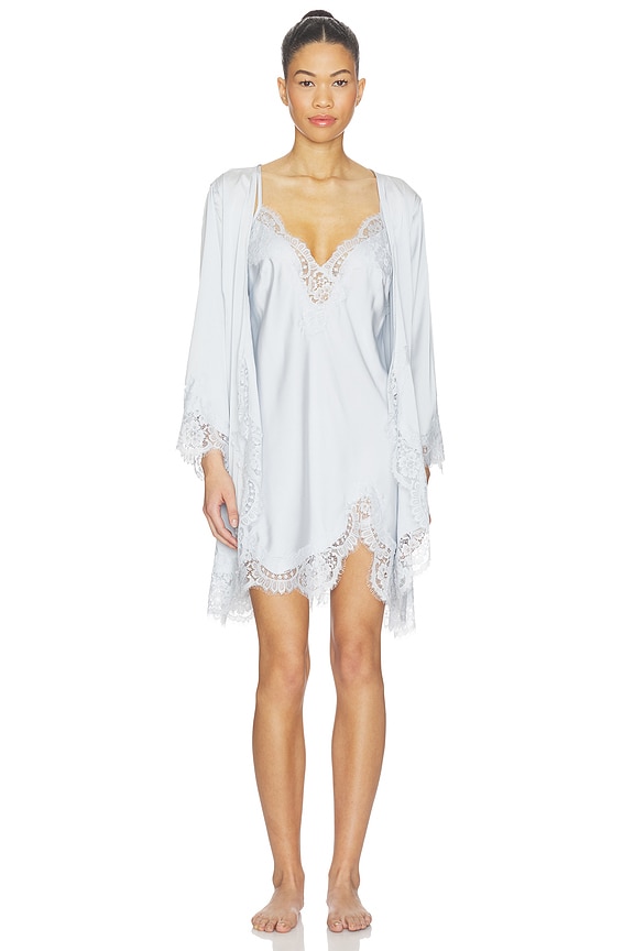 cream long sleeve dress short Moment For Life Mini Features v Pin Tuck Cup Detail Color:Flame Black/White blue quinceañera gown
