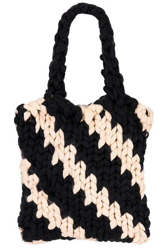 view 2 of 4 DIAGONAL COLOSSAL コロッサルニットトートバッグ in Black