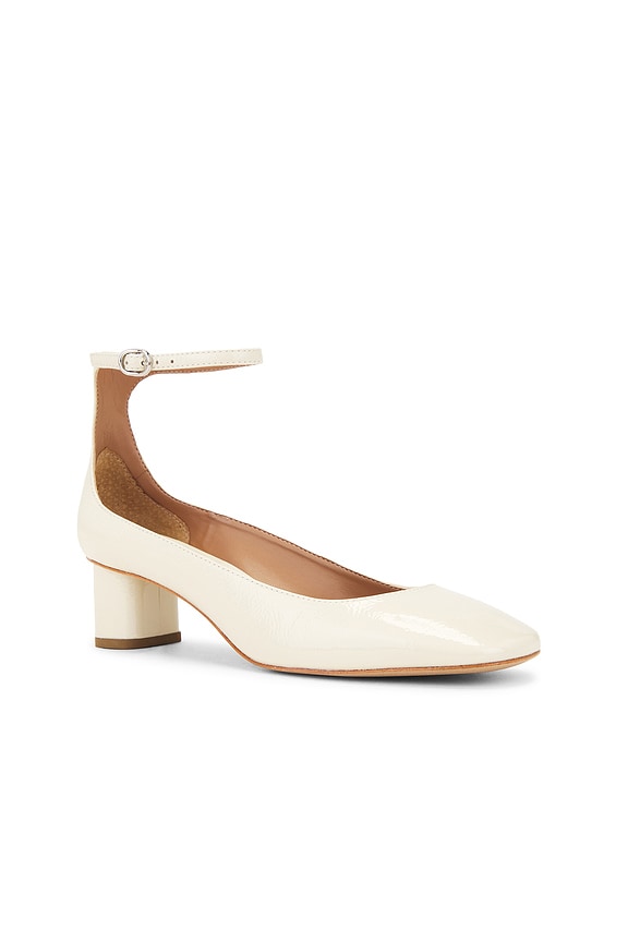 view 2 of 5 Wylde in Cream