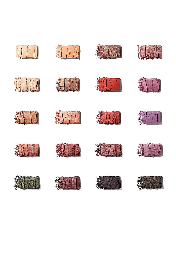 view 2 of 3 ESCRITORIO PARA BAILAR PALETA DE SOMBRAS DE OJOS DESK TO DANCE EYESHADOW PALETTE in 