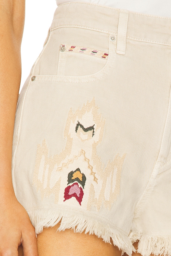 Lesia Shorts