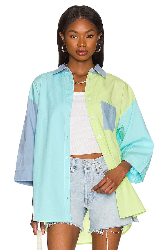 It's Now Cool Vacay Shirt in Horizon Contrast | REVOLVE