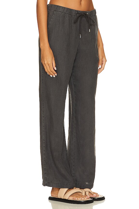 view 2 of 4 パンツ in Magma Pigment