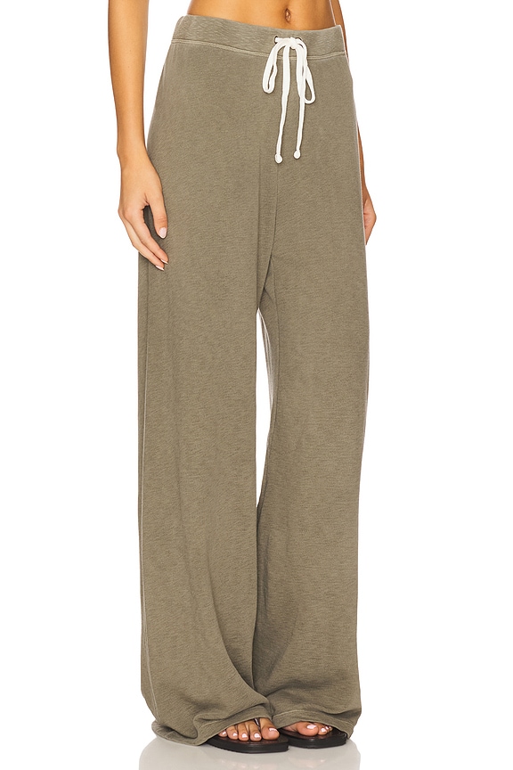 view 2 of 6 PANTALON SWEAT JAMBES LARGES in Birch Pigment