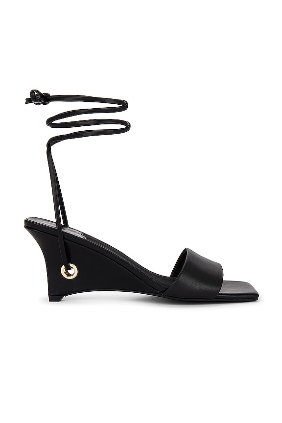 view 1 of 5 READY-TO-GO 샌들 in Black Gold