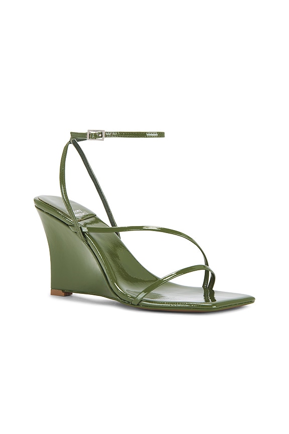 view 2 of 5 HIGHLIGHT ヒール in Olive Crinkle Patent