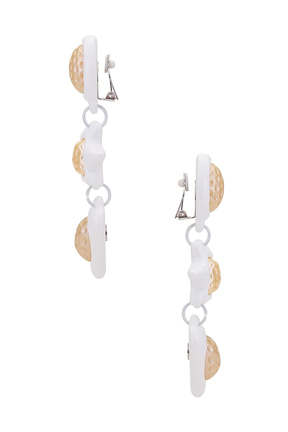 view 2 of 2 PENDIENTES FOXY BROWN in White & Pearl