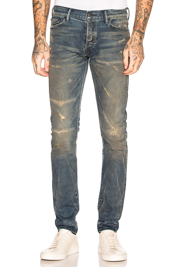 view 1 of 4 The Cast 2 in Wharf