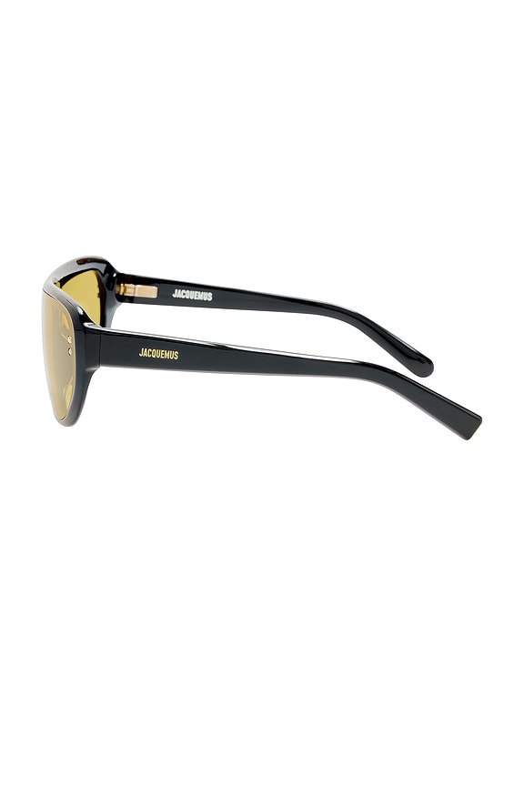 JACQUEMUS サングラス JACQUEMUS サングラス - Black, Light Gold, & Yellow | REVOLVE