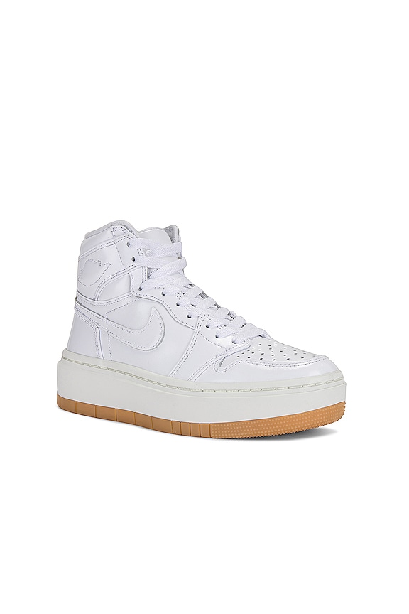 view 2 of 6 AIR JORDAN 1 ELEVATE HIGH SE 스니커즈 in White, White, Sail, & Gum Light Brown