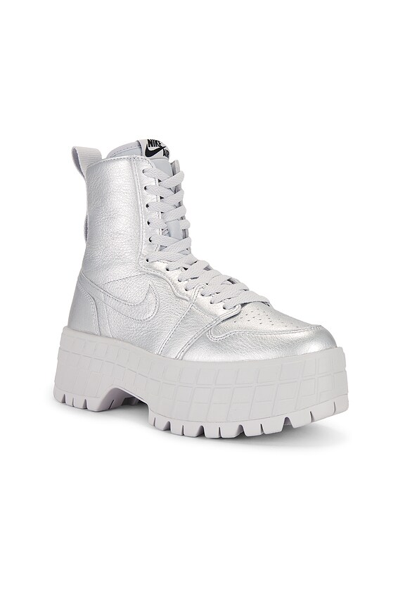 view 2 of 6 AIR JORDAN 1 BROOKLYN 부츠 in Metallic Silver & Neutral Grey