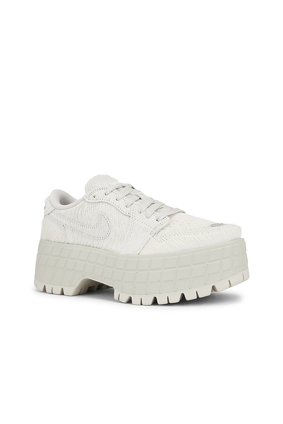 view 2 of 6 ZAPATILLA DEPORTIVA AIR JORDAN 1 BROOKLYN LOW in Rattan, Metallic Silver & Cacao Wow